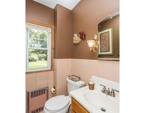 85 Shefford St, Springfield, MA 01107 photo 16