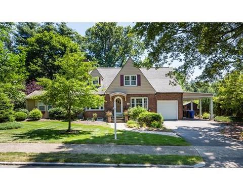 85 Shefford St, Springfield, MA 01107 photo 1