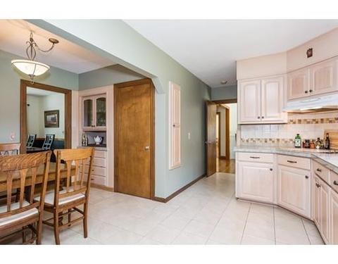 85 Shefford St, Springfield, MA 01107 photo 11
