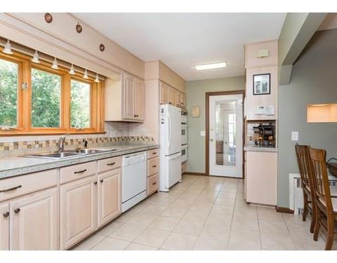 85 Shefford St, Springfield, MA 01107 photo 10