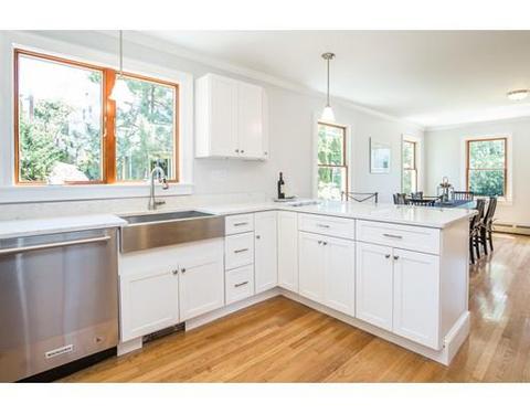 14 Willow Rd, Marblehead, MA 01945 photo 4