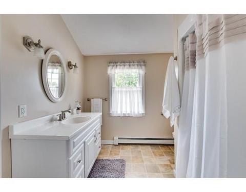 76 Cedar St, Hanover, MA 02339 photo 16