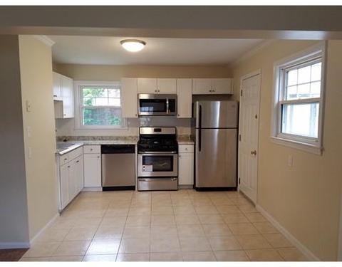62 Pheland St, Springfield, MA 01109 photo 11