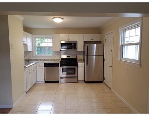 62 Pheland St, Springfield, MA 01109 photo 5
