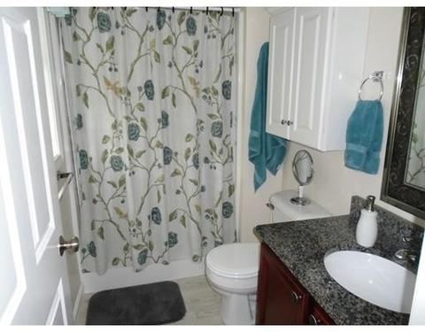 135 Commonwealth Ave, Worcester, MA 01604 photo 7
