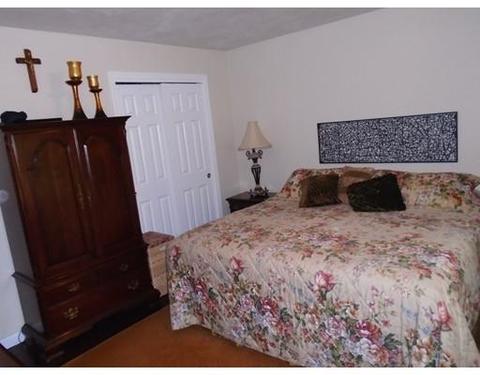 135 Commonwealth Ave, Worcester, MA 01604 photo 6