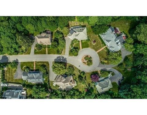 4 Chanticleer Dr, Beverly, MA 01915 photo 3