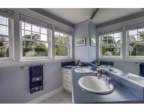 4 Chanticleer Dr, Beverly, MA 01915 photo 17