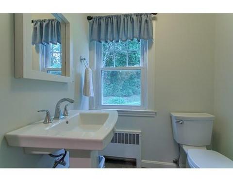 39 Ellis Dr, Worcester, MA 01609 photo 21