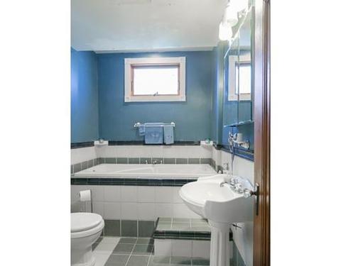 11 Choate St, Fall River, MA 02723 photo 14