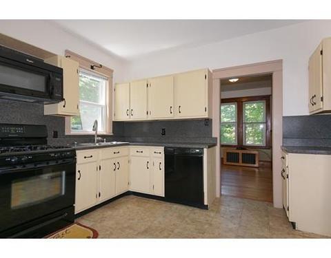 4 Teddy Rd, Worcester, MA 01603 photo 9