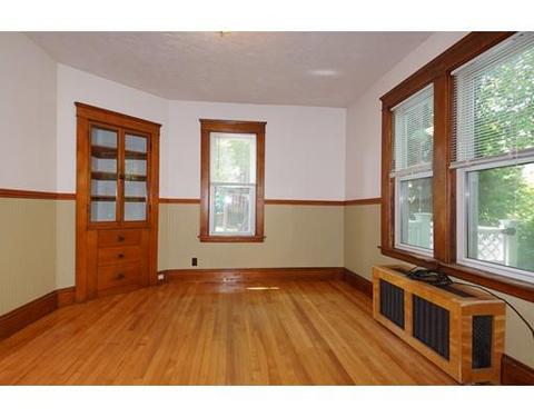 4 Teddy Rd, Worcester, MA 01603 photo 8