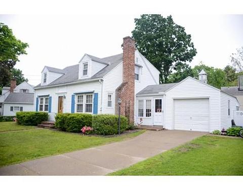 43 Beaufort Cir, Springfield, MA 01104 photo 2