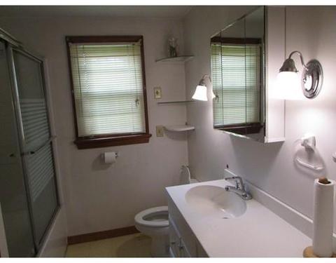 277 El Paso St, Springfield, MA 01104 photo 13