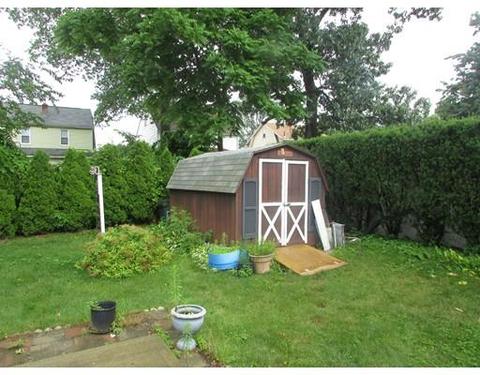 277 El Paso St, Springfield, MA 01104 photo 7