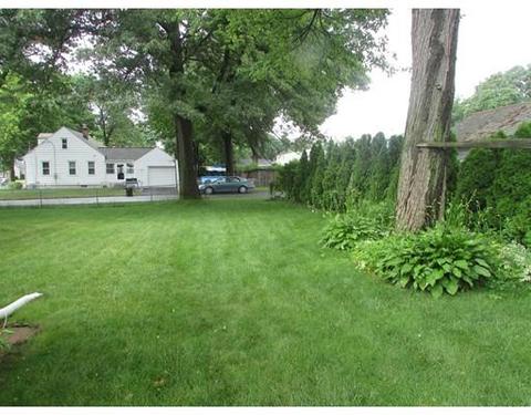277 El Paso St, Springfield, MA 01104 photo 5