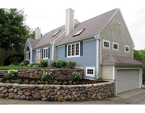 32 Carleton Dr, Mashpee, MA 02649 photo 2