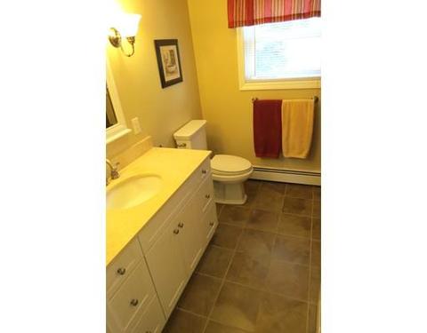 4 Cherokee Rd, Worcester, MA 01606 photo 6
