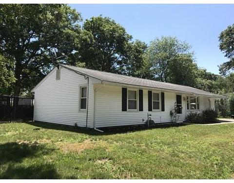 32 Cromesett Rd, Wareham, MA 02571 photo 1
