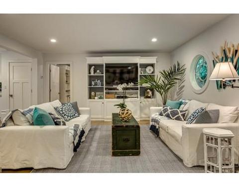 52 Neptune St, Beverly, MA 01915 photo 4