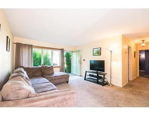 56 Old Farm Rd, Springfield, MA 01119 photo 3
