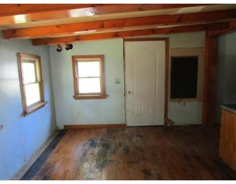 249 Natick Ave, Warwick, RI 02886 photo 2