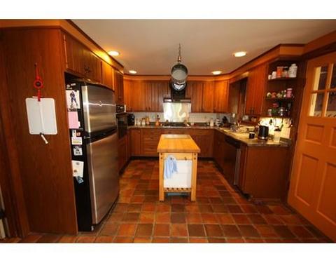 116 Mower St, Worcester, MA 01602 photo 9