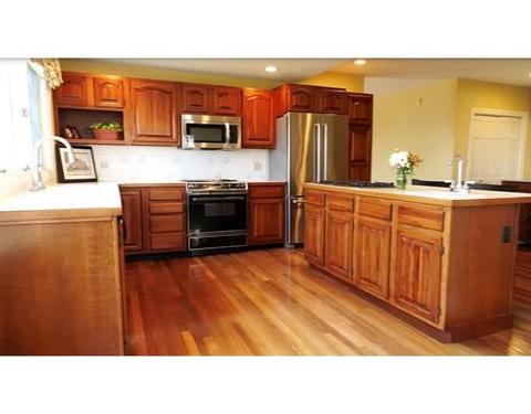 59 Lothrop St, Beverly, MA 01915 photo 3