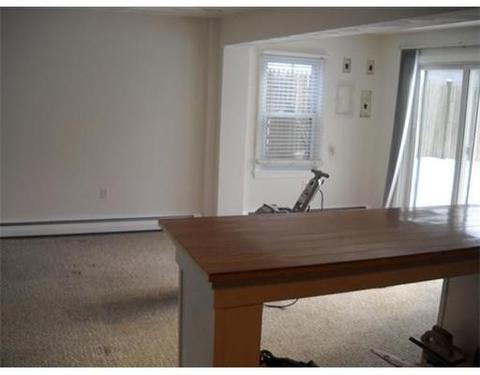 52 Appleton St, Salem, MA 01970 photo 4