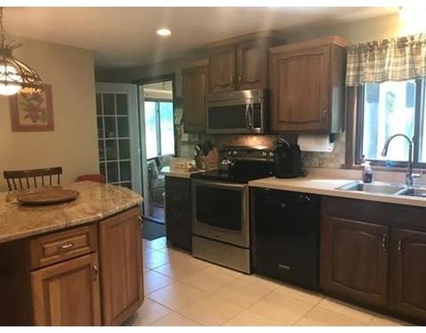 36 Cider Mill Ln, Upton, MA 01568 photo 14