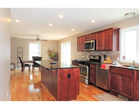 260 Arnold Ave, Springfield, MA 01119 photo 10
