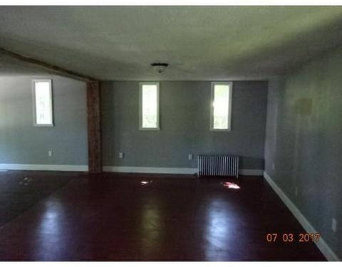 180 Smith St, Gardner, MA 01440 photo 6