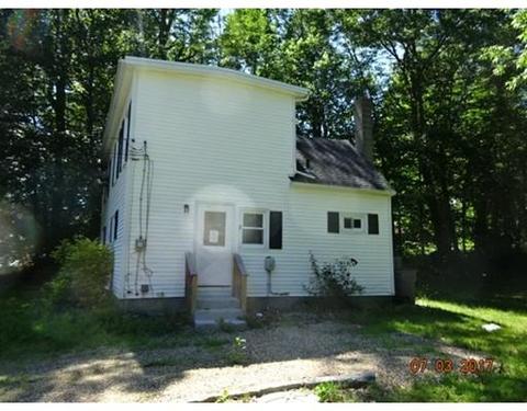 180 Smith St, Gardner, MA 01440 photo 3