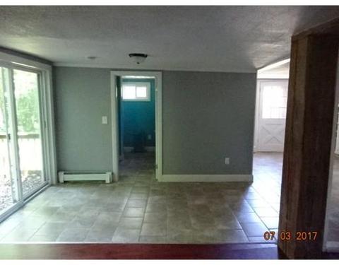 180 Smith St, Gardner, MA 01440 photo 8