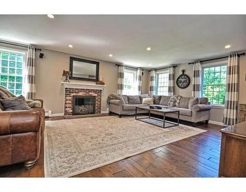 3 Maple Ter, Plainville, MA 02762 photo 8