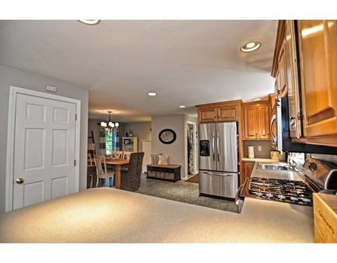 3 Maple Ter, Plainville, MA 02762 photo 6