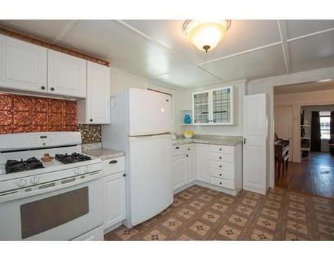80 Maplewood Ave, Gloucester, MA 01930 photo 8