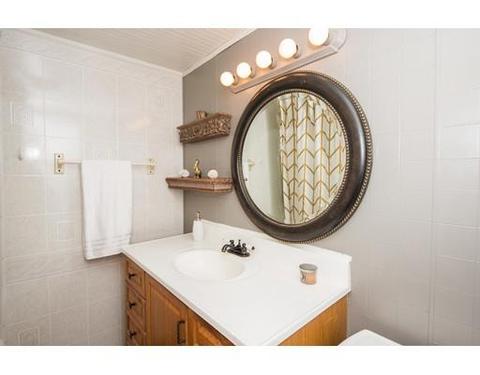 80 Maplewood Ave, Gloucester, MA 01930 photo 9