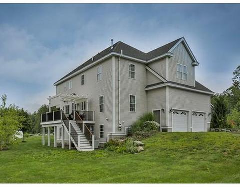 7 Arrowhead Cir, Rowley, MA 01969 photo 4