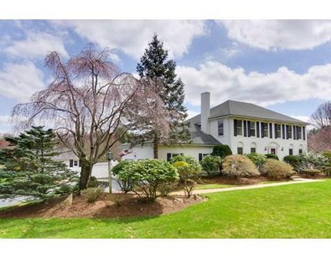 9 Himelfarb St, Millis, MA 02054 photo 1
