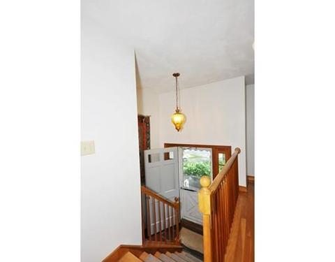 7 Ethelyn Cir, Maynard, MA 01754 photo 3
