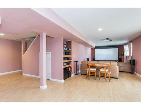 35 Flower St, Springfield, MA 01118 photo 22