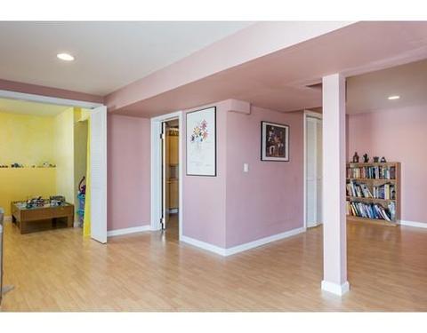 35 Flower St, Springfield, MA 01118 photo 23