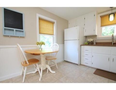 9 Eames St, North Reading, MA 01864 photo 3