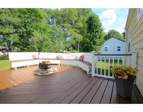 9 Eames St, North Reading, MA 01864 photo 2