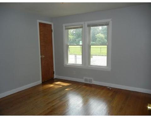 141 Freeman Ter, Springfield, MA 01104 photo 11