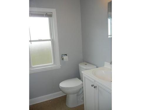 141 Freeman Ter, Springfield, MA 01104 photo 12