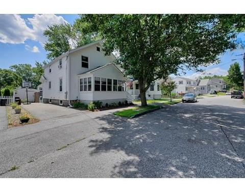 19 Riverside St, Danvers, MA 01923 photo 3