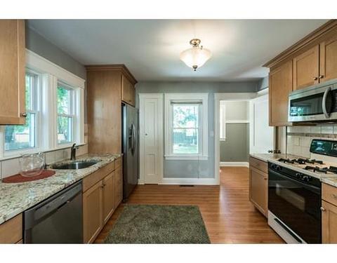 22 Willis Ave, Framingham, MA 01702 photo 8
