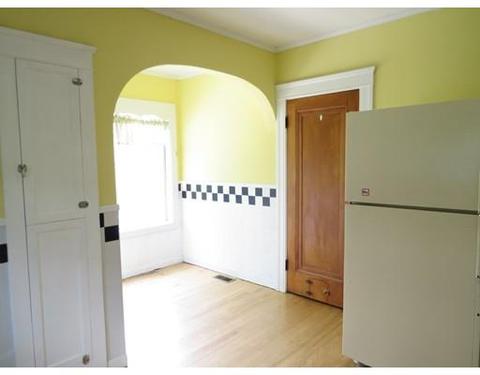 7 Longmeadow Ave, Worcester, MA 01606 photo 3